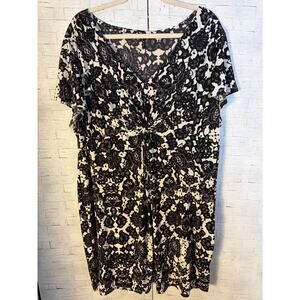 Daisy Fuentes Women’s tunic top gathered front black cream lace print plus Size